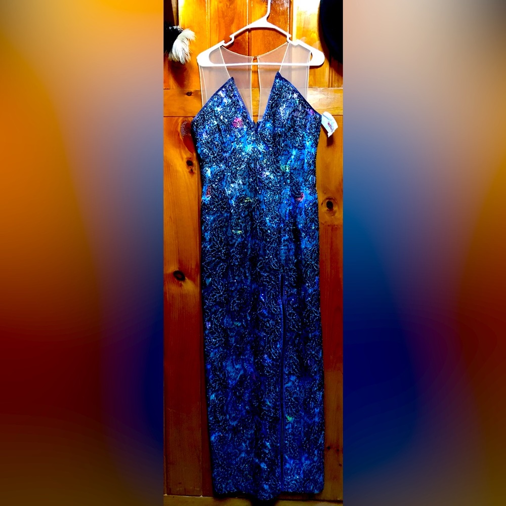ELIE TAHARI evening dress great for New Year’s Eve
